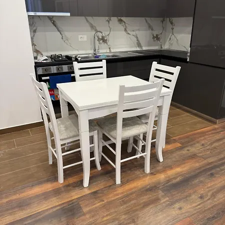 Apartament Τίρανα